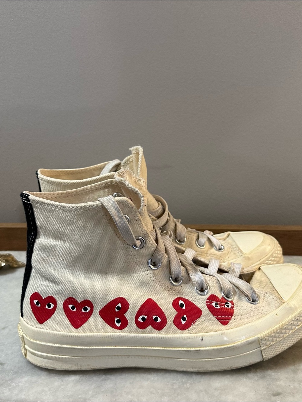 Women’s Comme des Garçon Play x Convers Chuck Taylor